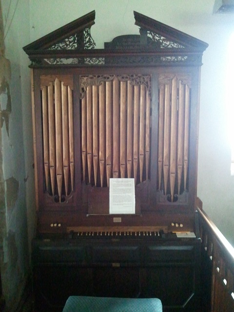 oldest organ in Britain 2.jpg