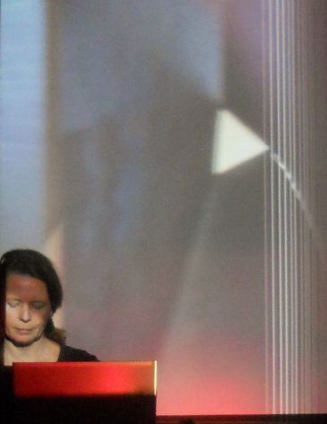 Karin_Schomaker_form_follows_function_2.JPG