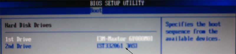 This happens only when the drive is connected via USB;